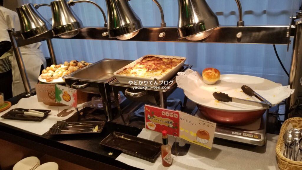 華乃湯バイキングのグラタン