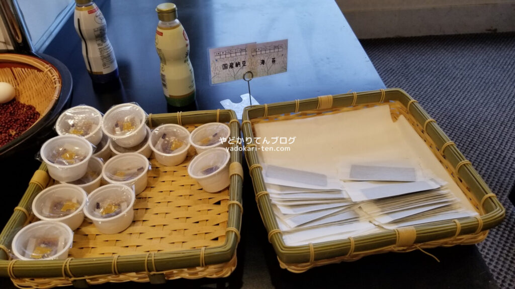華乃湯バイキングの納豆とのり