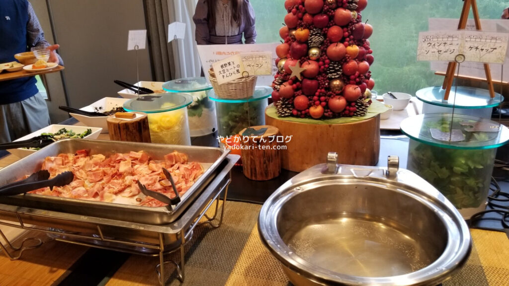 華乃湯バイキングの洋食