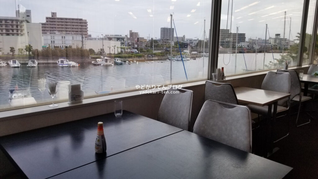 徳島グランヴィリオホテルの朝食を食べた座席