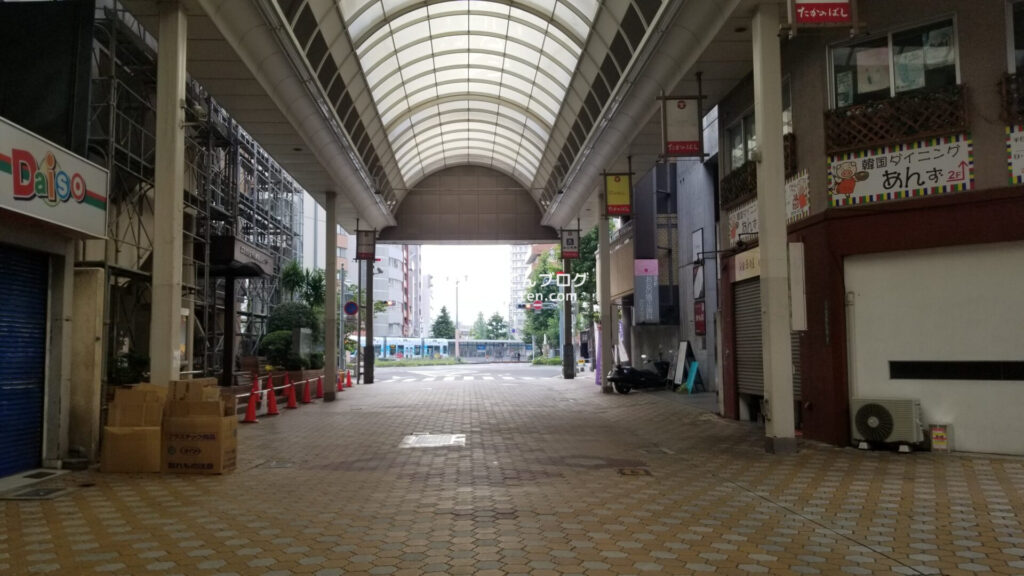 たかのばしホテルのある商店街