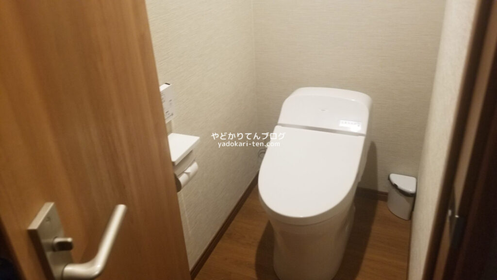 矢掛屋客室のウォシュレット付きトイレ
