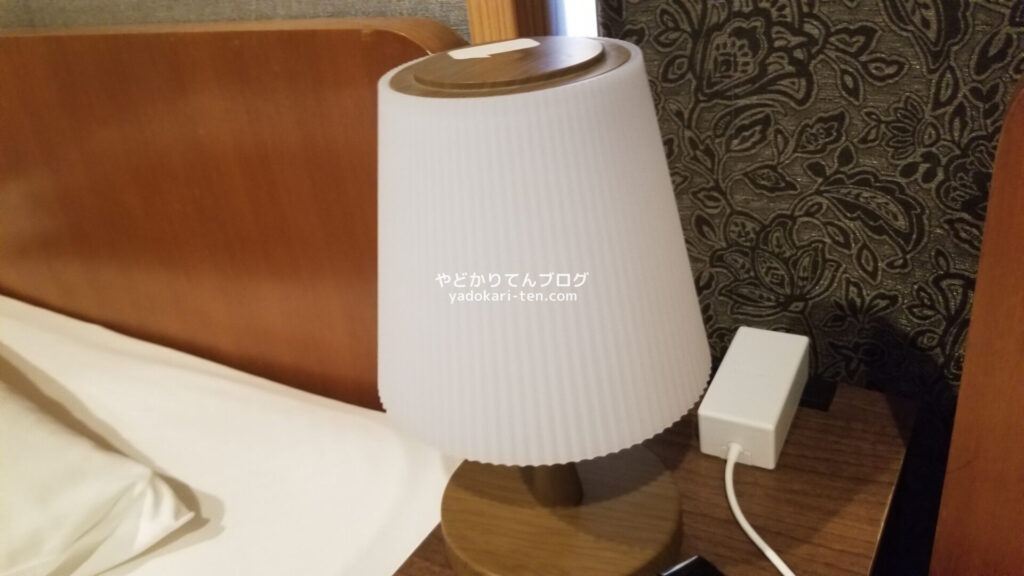 矢掛屋客室のヘッドライト