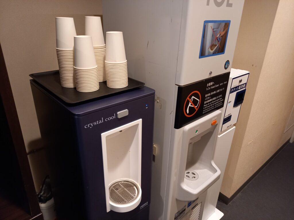 ホテルマイステイズ京都四条のウェルカムドリンクコーナー