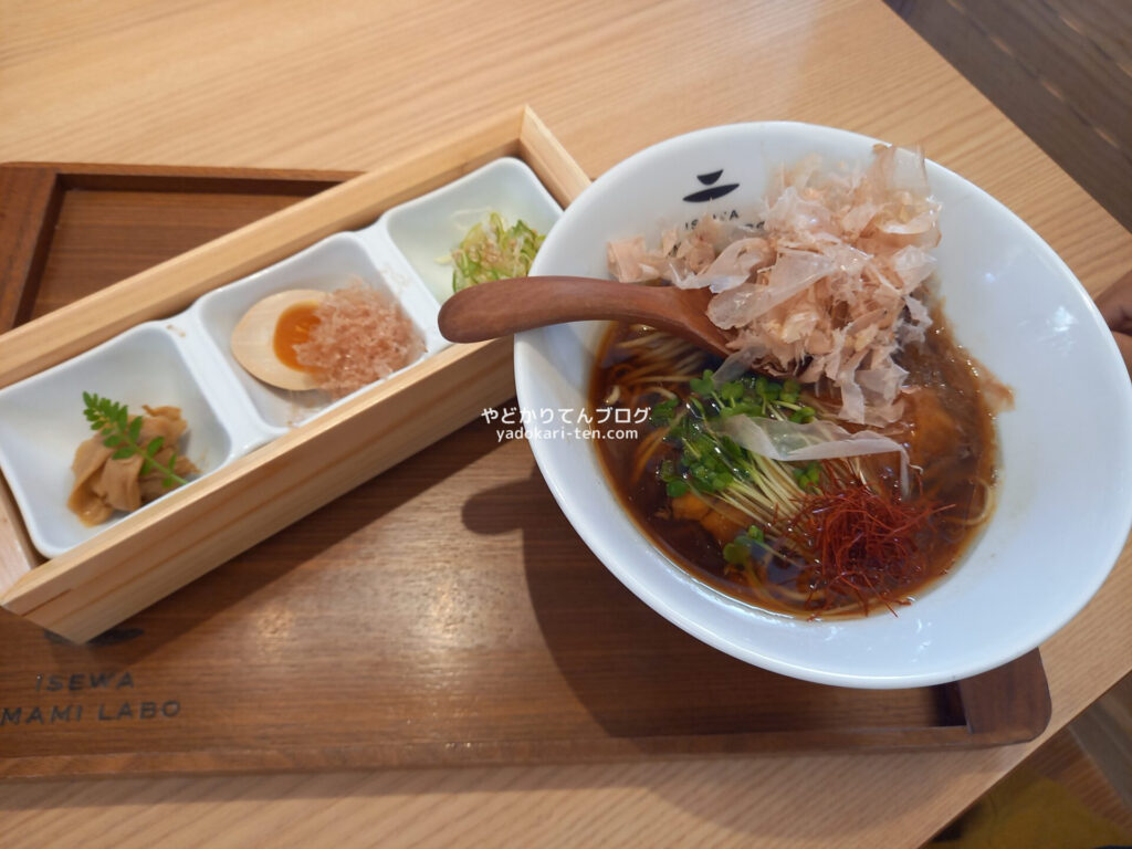 多気ヴィソンにあるかつお節専門店のラーメン