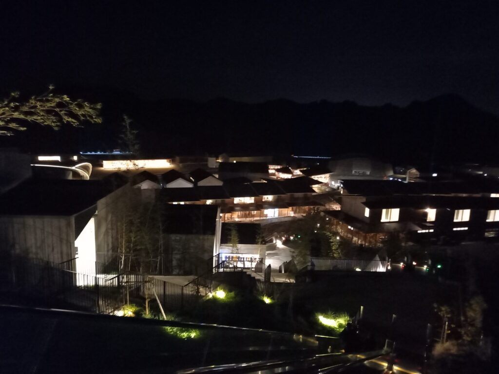 夜の本草湯からの帰り道
