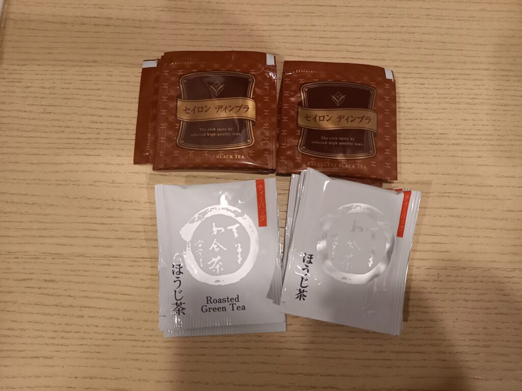 ホテルグレイスリー京都三条のアメニティのお茶