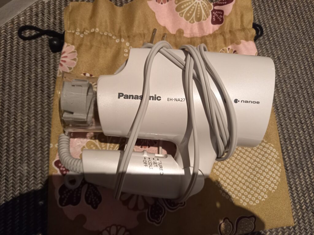 ホテルグレイスリー京都三条の客室にあるドライヤー
