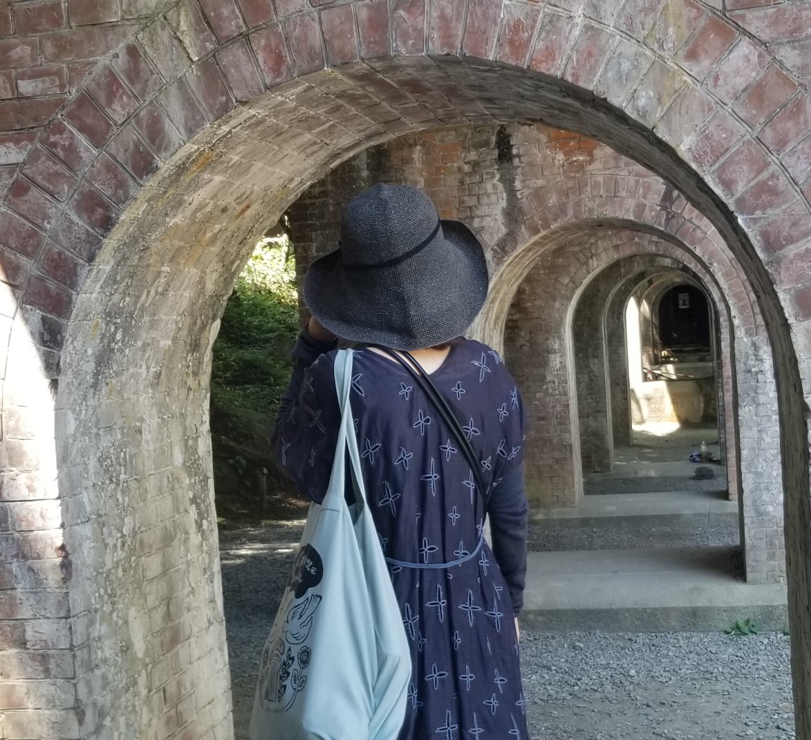 ひらり